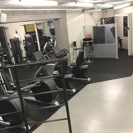 T2 A/C Cote D'Azur, Piscine, Plage A 350M, Wifi Vallauris Eksteriør bilde