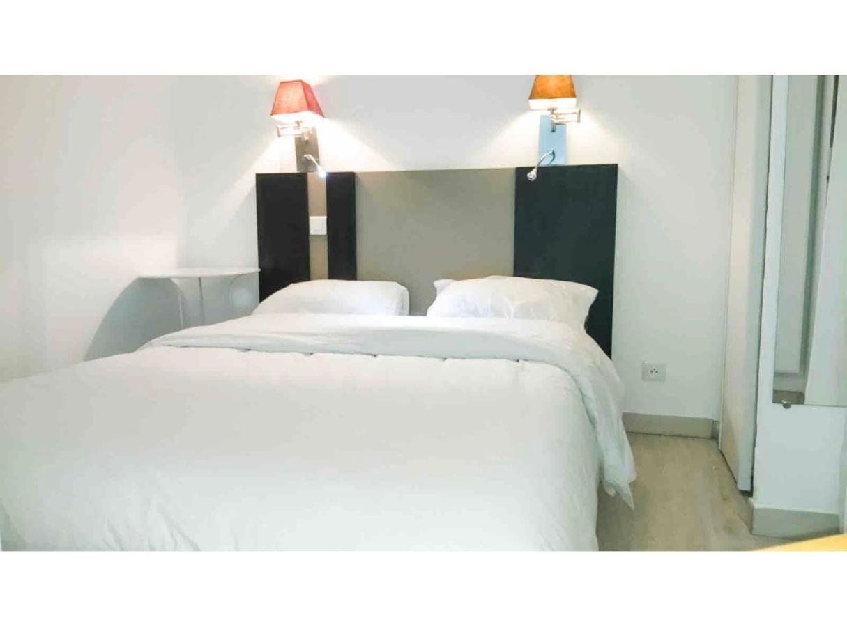T2 A/C Cote D'Azur, Piscine, Plage A 350M, Wifi Vallauris Eksteriør bilde